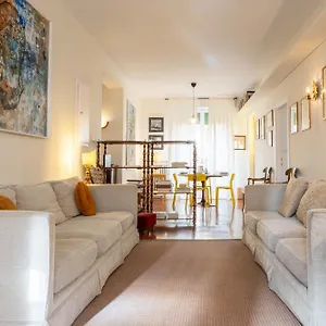 Apartment Pitti Deluxe, Florence